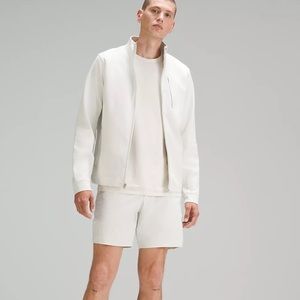 Lululemon Commission Classic-Fit Short 7" Warpstreme in BONE